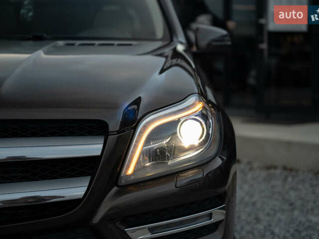 Коричневый Мерседес ГЛ-класс, объемом двигателя 3 л и пробегом 196 тыс. км за 28800 $, фото 12 на Automoto.ua