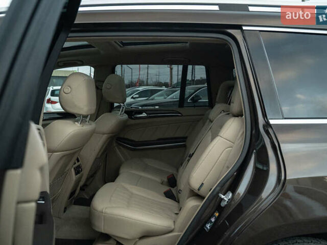 Коричневый Мерседес ГЛ-класс, объемом двигателя 3 л и пробегом 196 тыс. км за 28800 $, фото 33 на Automoto.ua