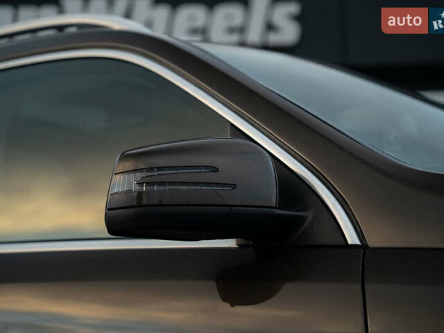 Коричневый Мерседес ГЛ-класс, объемом двигателя 3 л и пробегом 196 тыс. км за 28800 $, фото 10 на Automoto.ua