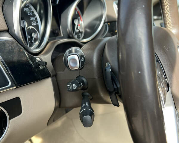 Коричневый Мерседес ГЛ-класс, объемом двигателя 3 л и пробегом 196 тыс. км за 26800 $, фото 20 на Automoto.ua