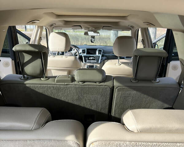 Коричневый Мерседес ГЛ-класс, объемом двигателя 3 л и пробегом 196 тыс. км за 26800 $, фото 25 на Automoto.ua