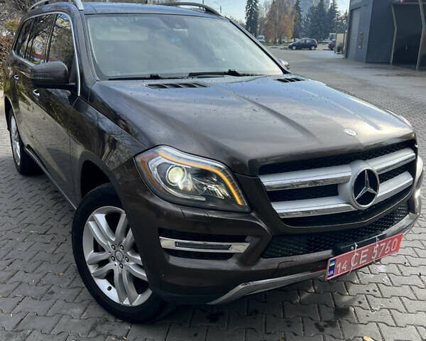 Коричневый Мерседес ГЛ-класс, объемом двигателя 3 л и пробегом 196 тыс. км за 27500 $, фото 2 на Automoto.ua