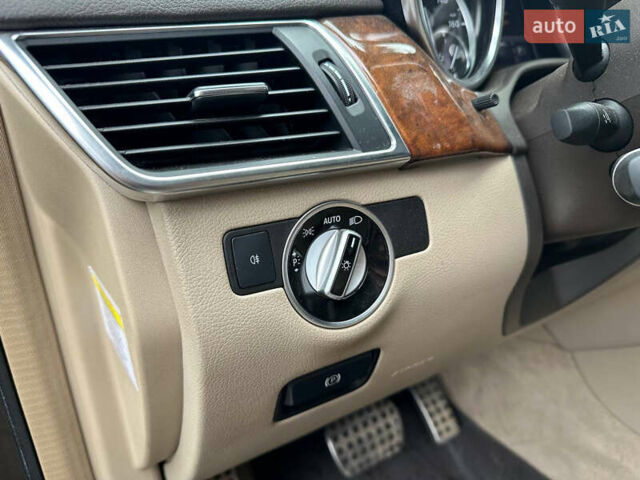 Коричневый Мерседес ГЛ-класс, объемом двигателя 2.99 л и пробегом 280 тыс. км за 21000 $, фото 26 на Automoto.ua