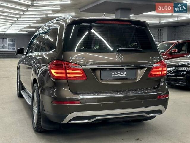 Мерседес ГЛ-Клас 2013 у Харкові на Automoto.ua Коричневий Мерседес ГЛ-Клас, об'ємом двигуна 3 л та пробігом 192 тис. км за 25600 $, фото 5 на Automoto.ua