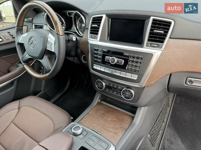 Коричневий Мерседес ГЛ-Клас, об'ємом двигуна 2.99 л та пробігом 6 тис. км за 49999 $, фото 36 на Automoto.ua