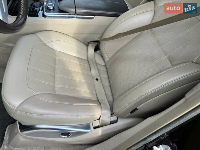 Коричневый Мерседес ГЛ-класс, объемом двигателя 3 л и пробегом 196 тыс. км за 27500 $, фото 16 на Automoto.ua