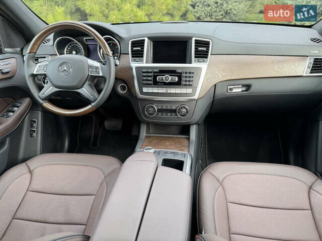 Коричневий Мерседес ГЛ-Клас, об'ємом двигуна 2.99 л та пробігом 6 тис. км за 49999 $, фото 48 на Automoto.ua