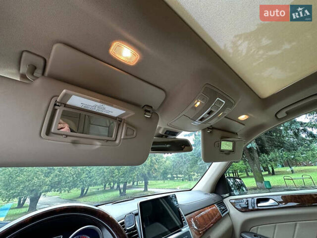 Коричневый Мерседес ГЛ-класс, объемом двигателя 2.99 л и пробегом 280 тыс. км за 21000 $, фото 31 на Automoto.ua