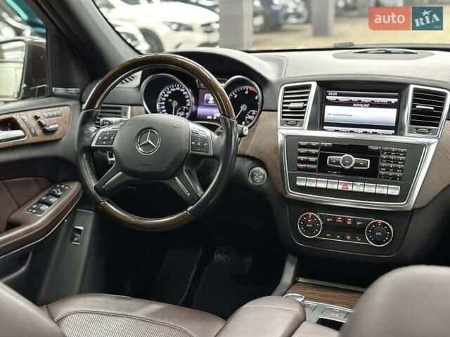 Мерседес ГЛ-Клас 2013 у Харкові на Automoto.ua Коричневий Мерседес ГЛ-Клас, об'ємом двигуна 3 л та пробігом 192 тис. км за 25600 $, фото 13 на Automoto.ua