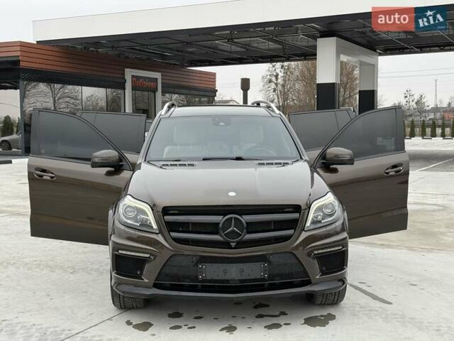 Коричневий Мерседес ГЛ-Клас, об'ємом двигуна 4.66 л та пробігом 210 тис. км за 25500 $, фото 2 на Automoto.ua