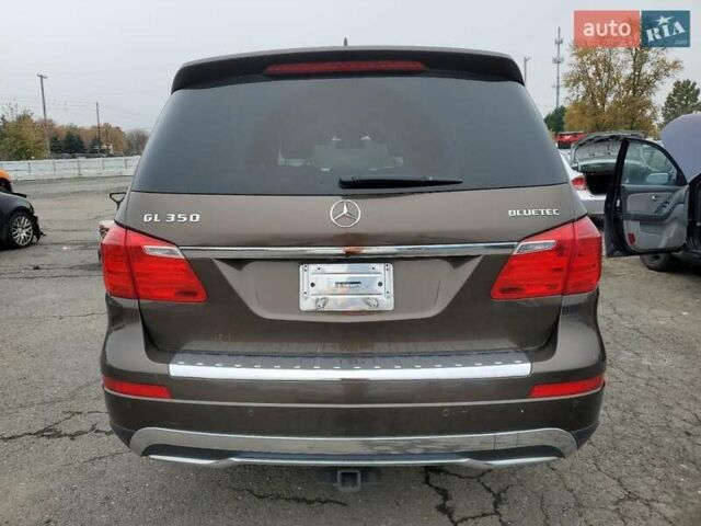 Коричневый Мерседес ГЛ-класс, объемом двигателя 3 л и пробегом 143 тыс. км за 7000 $, фото 5 на Automoto.ua