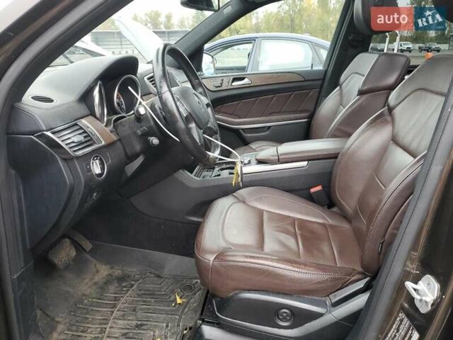 Коричневый Мерседес ГЛ-класс, объемом двигателя 3 л и пробегом 143 тыс. км за 7000 $, фото 6 на Automoto.ua