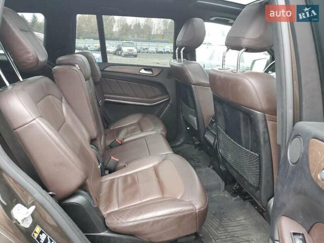 Коричневый Мерседес ГЛ-класс, объемом двигателя 3 л и пробегом 143 тыс. км за 7000 $, фото 10 на Automoto.ua