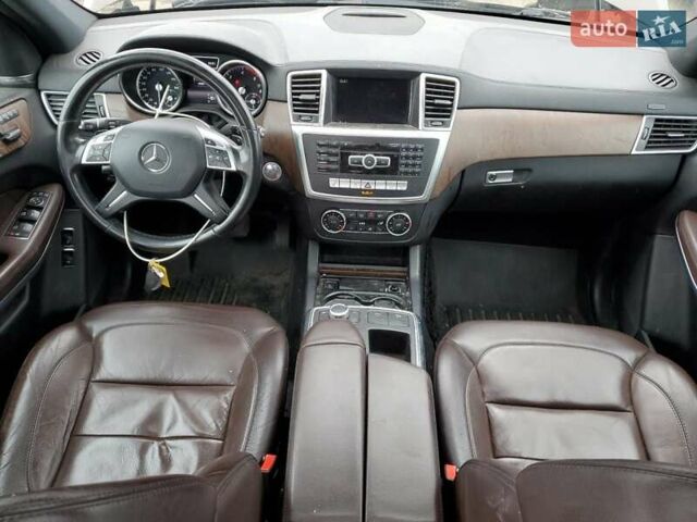 Коричневый Мерседес ГЛ-класс, объемом двигателя 3 л и пробегом 143 тыс. км за 7000 $, фото 7 на Automoto.ua