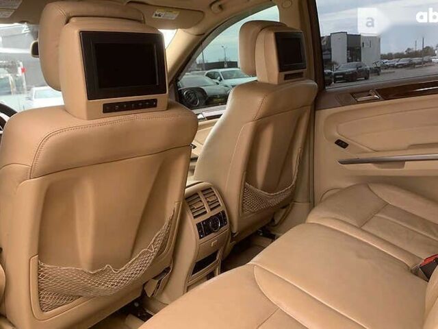 Мерседес ГЛ-класс, объемом двигателя 5.5 л и пробегом 228 тыс. км за 15500 $, фото 16 на Automoto.ua