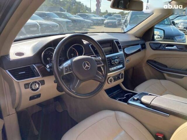 Мерседес ГЛ-класс, объемом двигателя 4.7 л и пробегом 125 тыс. км за 21900 $, фото 10 на Automoto.ua