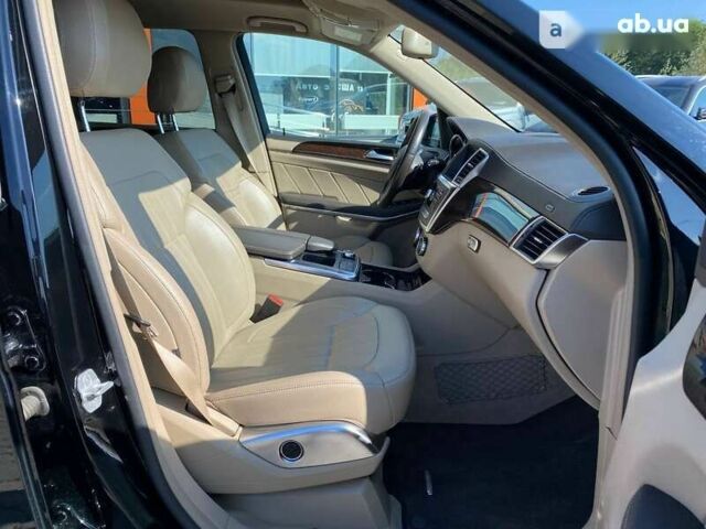 Мерседес ГЛ-класс, объемом двигателя 4.7 л и пробегом 125 тыс. км за 21900 $, фото 26 на Automoto.ua