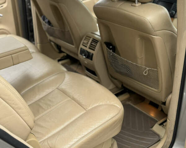 Мерседес ГЛ-класс, объемом двигателя 4 л и пробегом 309 тыс. км за 12000 $, фото 14 на Automoto.ua