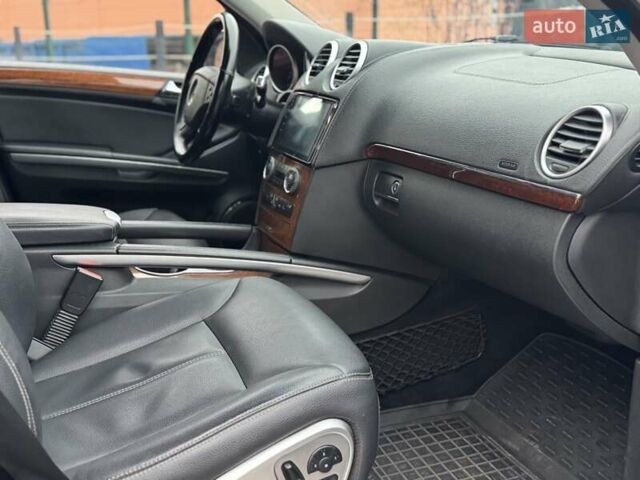 Мерседес ГЛ-Клас, об'ємом двигуна 3 л та пробігом 277 тис. км за 12350 $, фото 16 на Automoto.ua