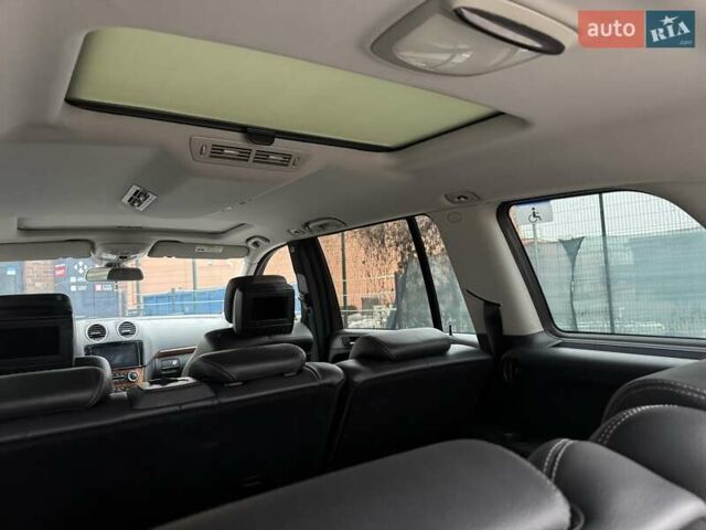 Мерседес ГЛ-Клас, об'ємом двигуна 3 л та пробігом 277 тис. км за 12350 $, фото 23 на Automoto.ua