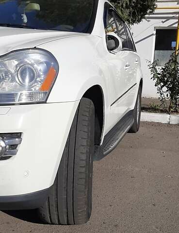 Мерседес ГЛ-класс, объемом двигателя 4.66 л и пробегом 300 тыс. км за 13500 $, фото 3 на Automoto.ua