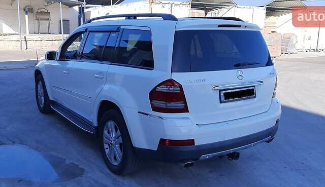 Мерседес ГЛ-класс, объемом двигателя 4.66 л и пробегом 300 тыс. км за 13500 $, фото 7 на Automoto.ua
