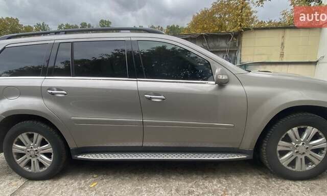 Мерседес ГЛ-класс, объемом двигателя 4.7 л и пробегом 300 тыс. км за 15000 $, фото 8 на Automoto.ua