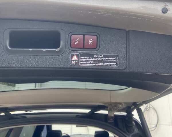 Мерседес ГЛ-класс, объемом двигателя 4.7 л и пробегом 300 тыс. км за 15000 $, фото 18 на Automoto.ua