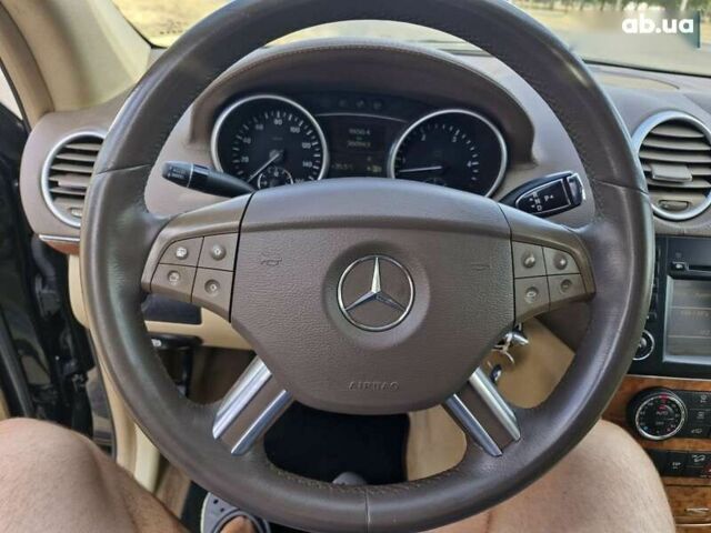 Мерседес ГЛ-Клас, об'ємом двигуна 3 л та пробігом 360 тис. км за 12999 $, фото 17 на Automoto.ua