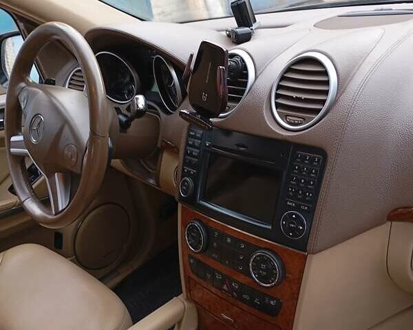 Мерседес ГЛ-класс, объемом двигателя 4.7 л и пробегом 320 тыс. км за 9700 $, фото 15 на Automoto.ua