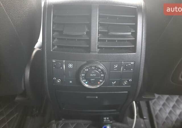 Мерседес ГЛ-класс, объемом двигателя 4.7 л и пробегом 300 тыс. км за 15000 $, фото 3 на Automoto.ua