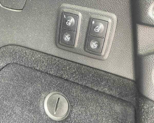 Мерседес ГЛ-класс, объемом двигателя 4.7 л и пробегом 300 тыс. км за 15000 $, фото 19 на Automoto.ua