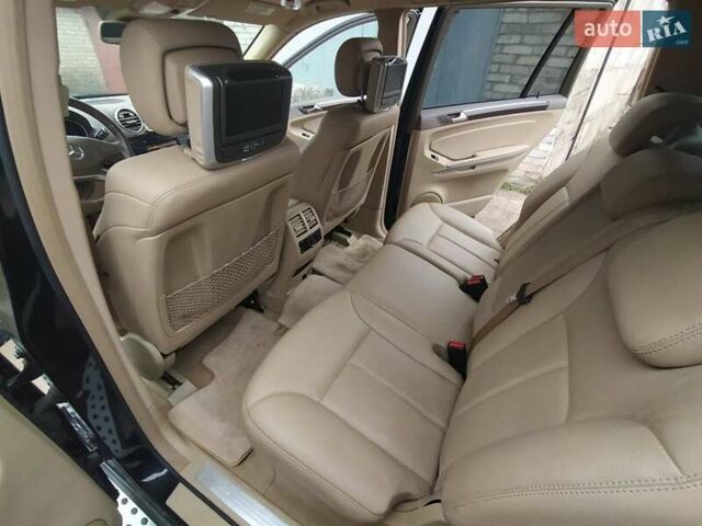 Мерседес ГЛ-Клас, об'ємом двигуна 3 л та пробігом 223 тис. км за 17500 $, фото 14 на Automoto.ua