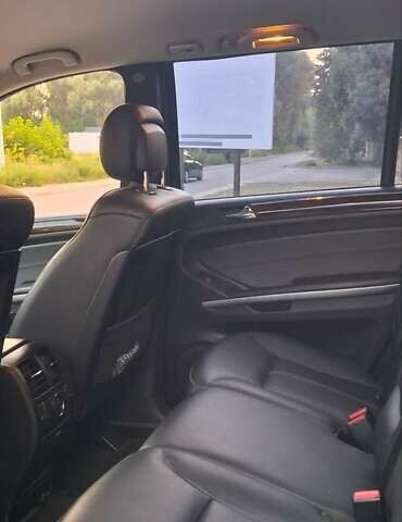 Мерседес ГЛ-класс, объемом двигателя 2.99 л и пробегом 365 тыс. км за 18300 $, фото 19 на Automoto.ua