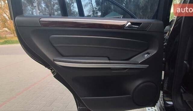 Мерседес ГЛ-класс, объемом двигателя 2.99 л и пробегом 365 тыс. км за 18300 $, фото 22 на Automoto.ua