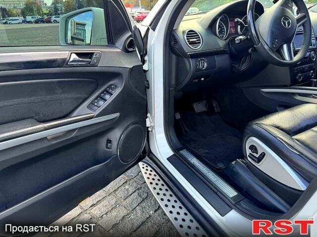 Мерседес ГЛ-класс, объемом двигателя 5 л и пробегом 0 тыс. км за 18000 $, фото 3 на Automoto.ua