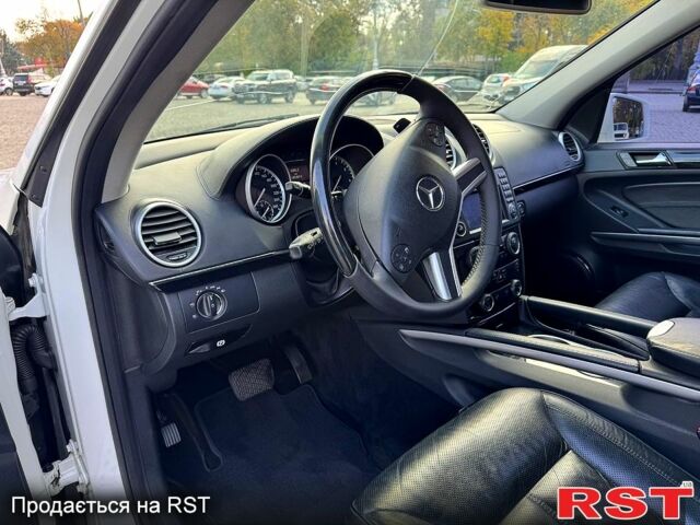 Мерседес ГЛ-класс, объемом двигателя 5 л и пробегом 0 тыс. км за 18000 $, фото 1 на Automoto.ua