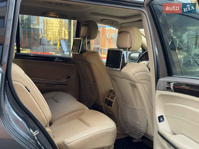 Мерседес ГЛ-класс, объемом двигателя 3 л и пробегом 207 тыс. км за 20300 $, фото 19 на Automoto.ua