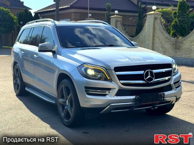 Мерседес ГЛ-класс 2013 в Харькове на Automoto.ua Мерседес ГЛ-класс, объемом двигателя 4.7 л и пробегом 220 тыс. км за 24000 $, фото 4 на Automoto.ua