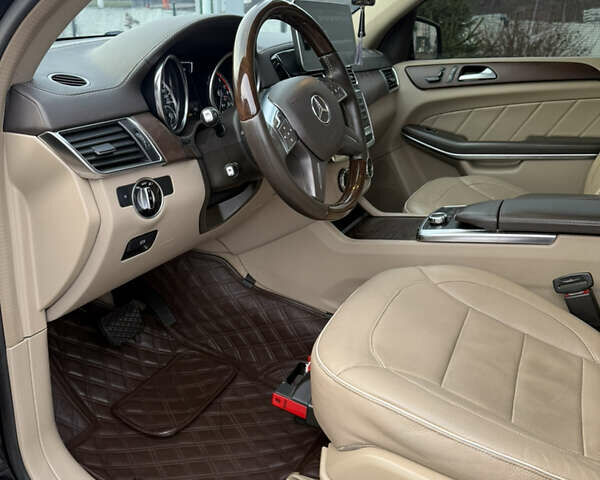 Мерседес ГЛ-класс, объемом двигателя 3 л и пробегом 345 тыс. км за 33000 $, фото 11 на Automoto.ua