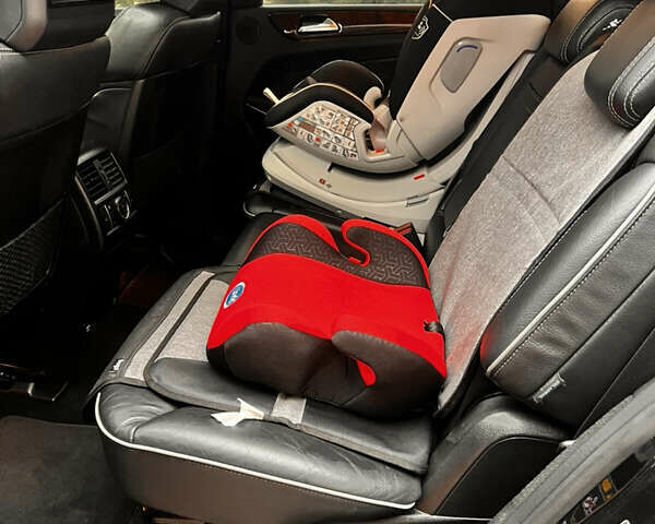 Мерседес ГЛ-Клас, об'ємом двигуна 4.66 л та пробігом 250 тис. км за 32500 $, фото 15 на Automoto.ua