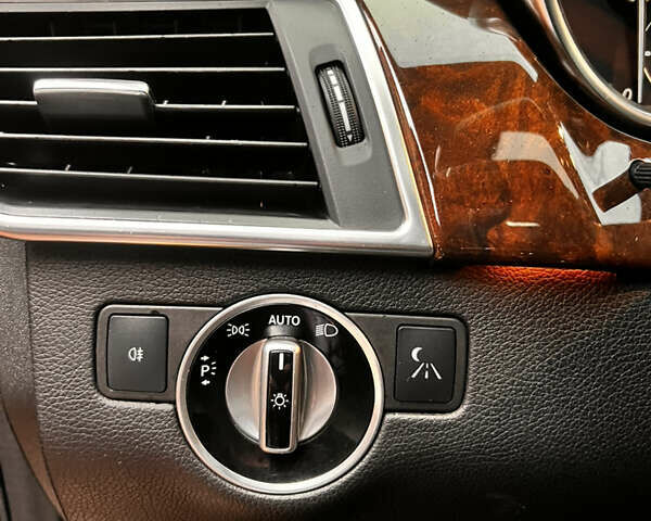 Мерседес ГЛ-Клас, об'ємом двигуна 4.66 л та пробігом 250 тис. км за 32500 $, фото 17 на Automoto.ua