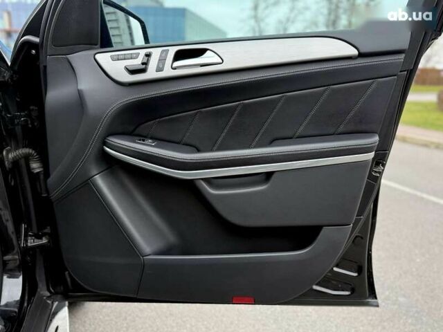 Мерседес ГЛ-Клас, об'ємом двигуна 3 л та пробігом 173 тис. км за 31500 $, фото 27 на Automoto.ua