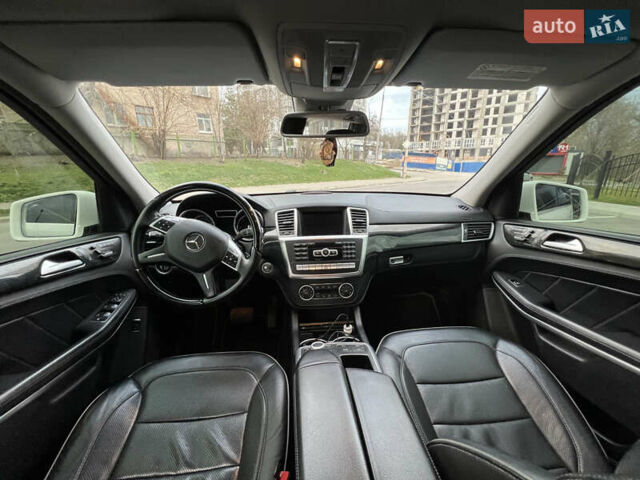 Мерседес ГЛ-класс, объемом двигателя 3 л и пробегом 230 тыс. км за 27000 $, фото 10 на Automoto.ua