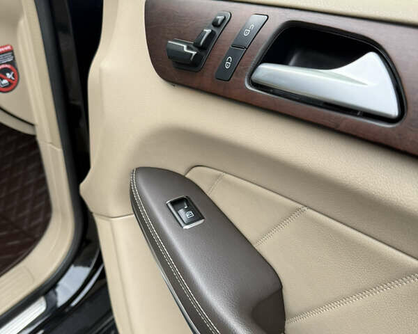 Мерседес ГЛ-класс, объемом двигателя 3 л и пробегом 345 тыс. км за 33000 $, фото 24 на Automoto.ua