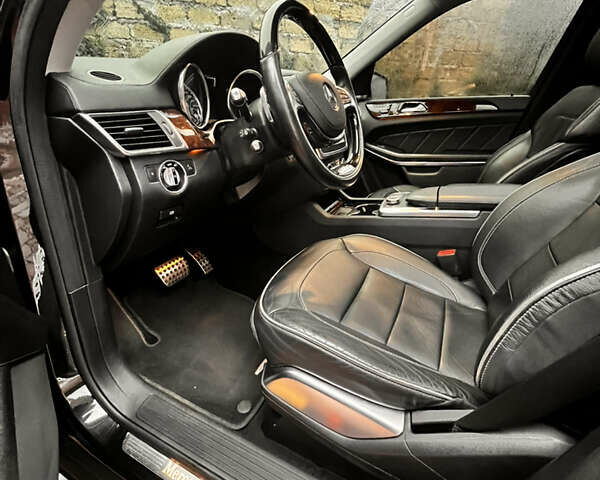 Мерседес ГЛ-Клас, об'ємом двигуна 4.66 л та пробігом 250 тис. км за 32500 $, фото 23 на Automoto.ua