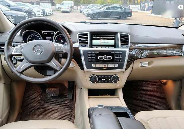 Мерседес ГЛ-Клас, об'ємом двигуна 3 л та пробігом 139 тис. км за 26500 $, фото 10 на Automoto.ua