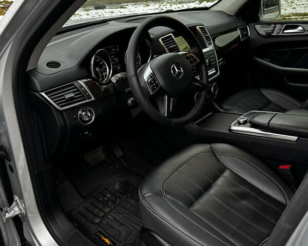 Мерседес ГЛ-Клас, об'ємом двигуна 3 л та пробігом 220 тис. км за 19500 $, фото 7 на Automoto.ua