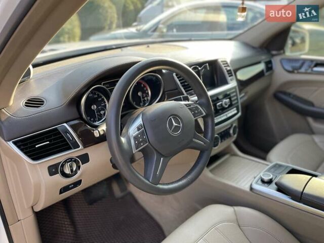 Мерседес ГЛ-класс, объемом двигателя 3 л и пробегом 271 тыс. км за 23900 $, фото 8 на Automoto.ua