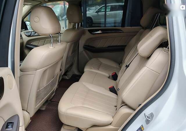 Мерседес ГЛ-Клас, об'ємом двигуна 3 л та пробігом 139 тис. км за 26500 $, фото 7 на Automoto.ua